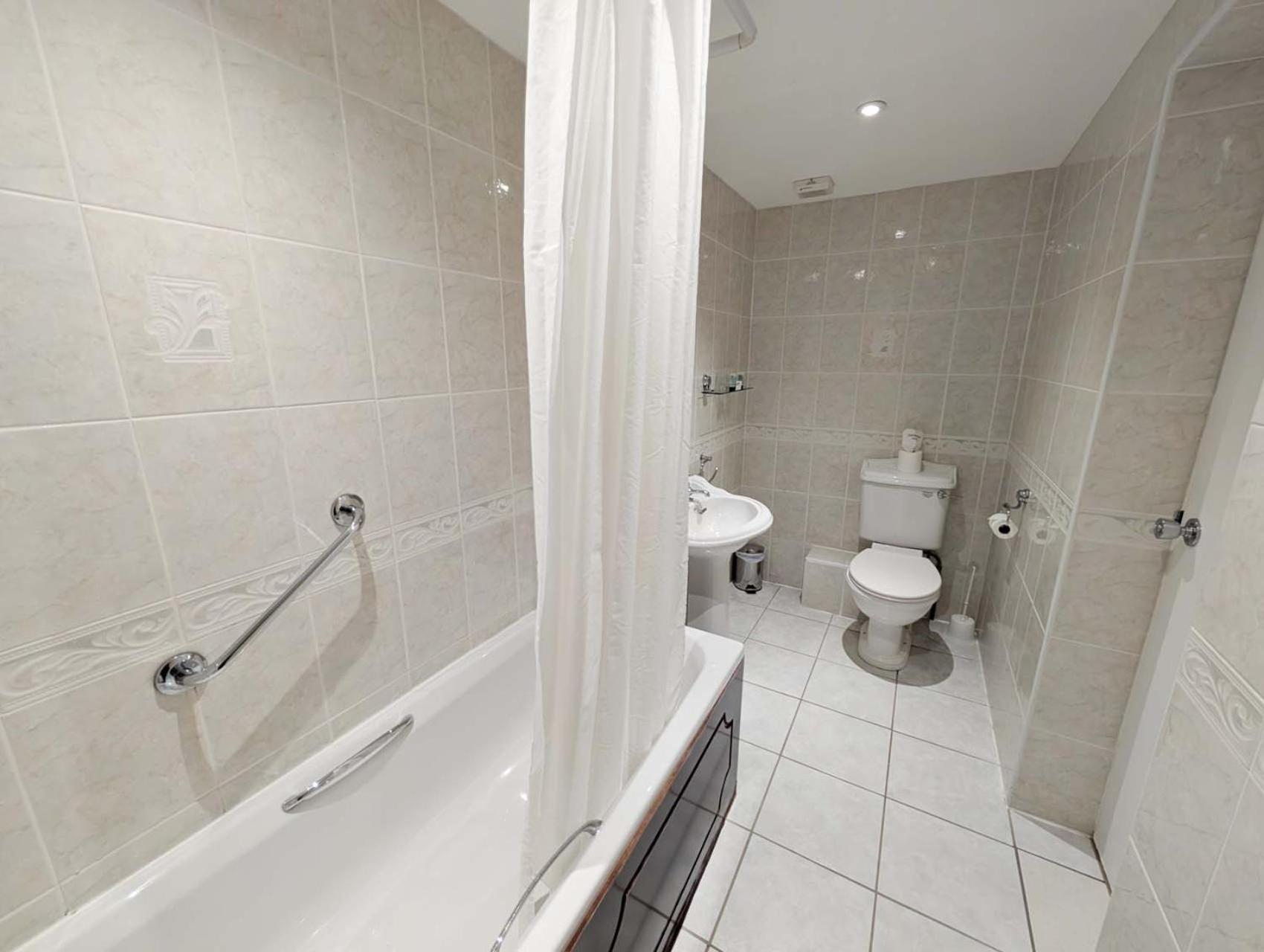 Oriel Hotel St Asaph Kültér fotó