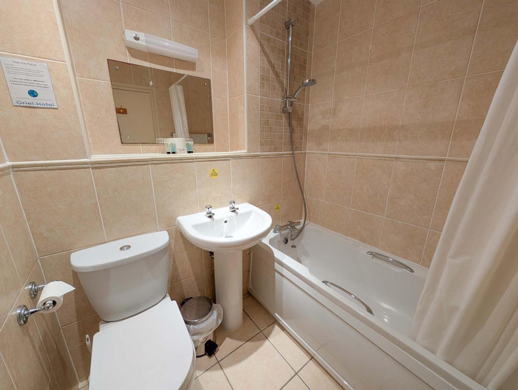 Oriel Hotel St Asaph Kültér fotó