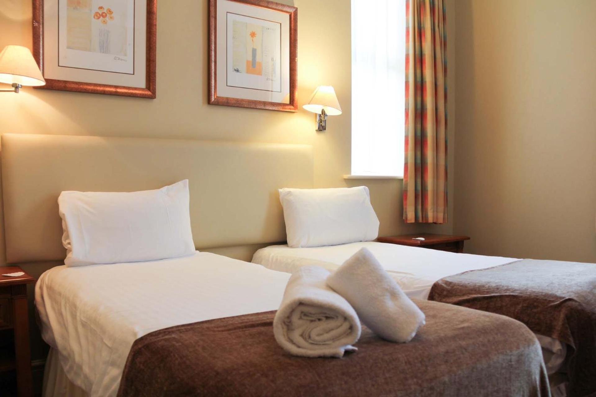 Oriel Hotel St Asaph Kültér fotó