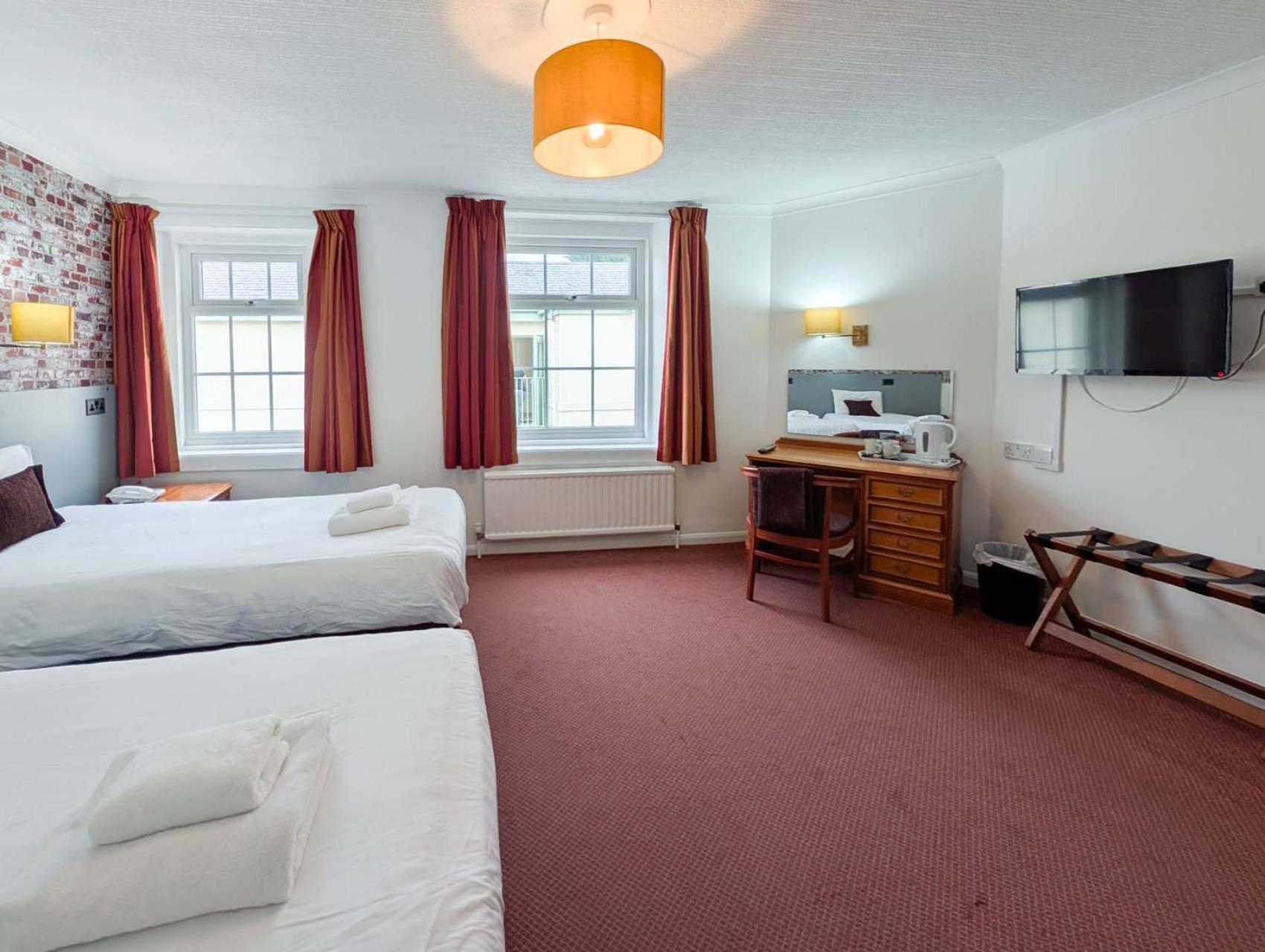 Oriel Hotel St Asaph Kültér fotó
