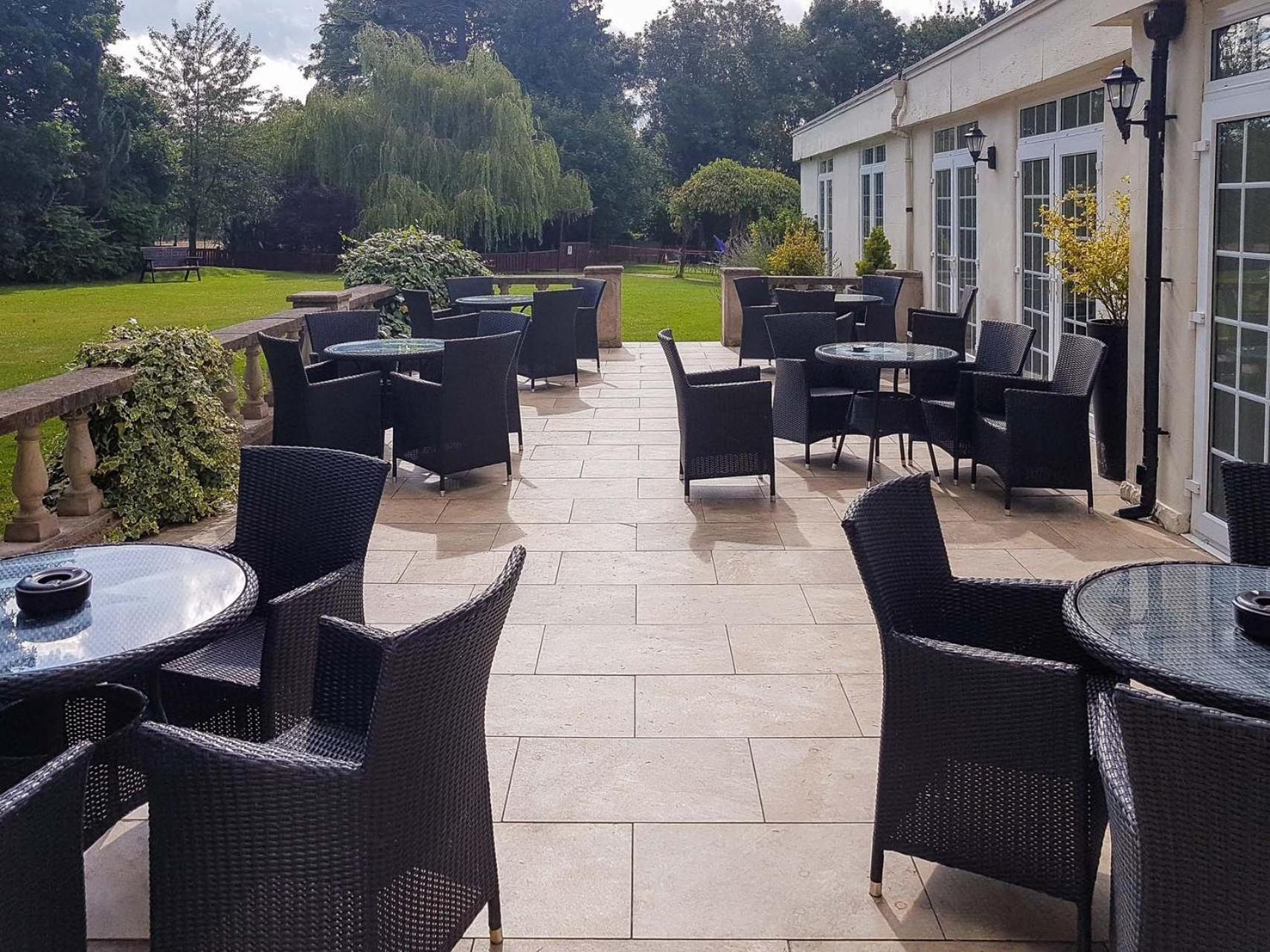 Oriel Hotel St Asaph Kültér fotó